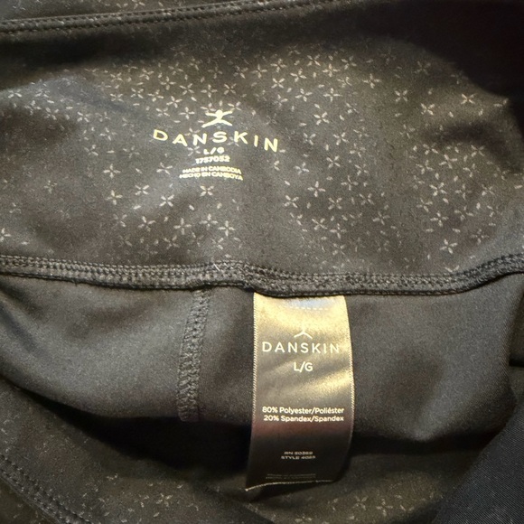 Set of Danskin Ankle Leggings - Picture 3 of 6